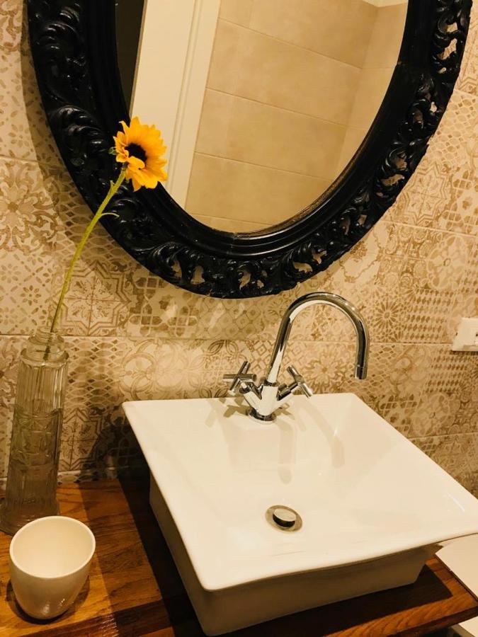 פיאצ'נצה Lu.Lu Suite And Rooms מראה חיצוני תמונה