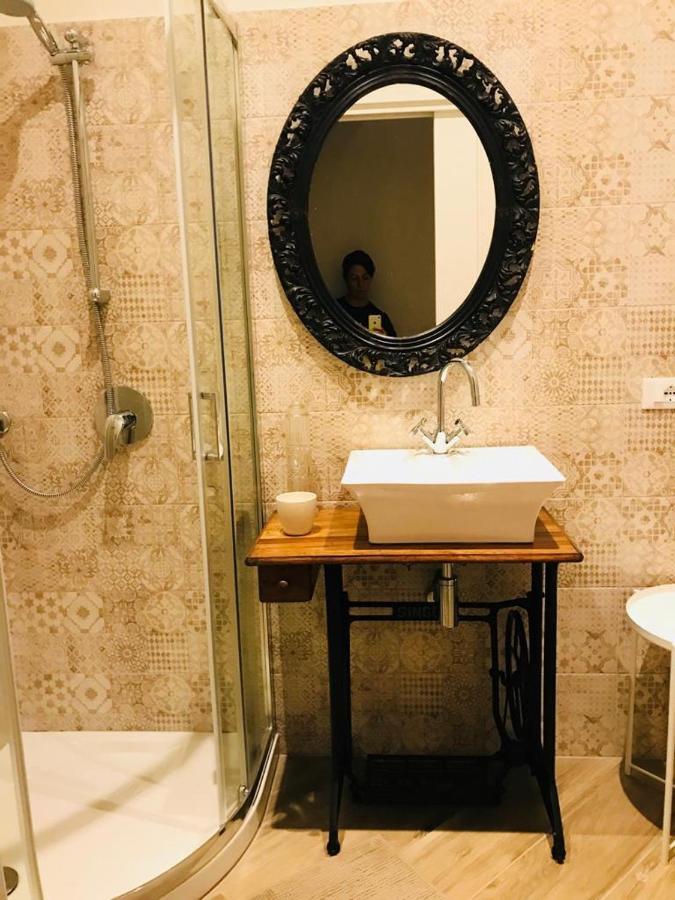 פיאצ'נצה Lu.Lu Suite And Rooms מראה חיצוני תמונה